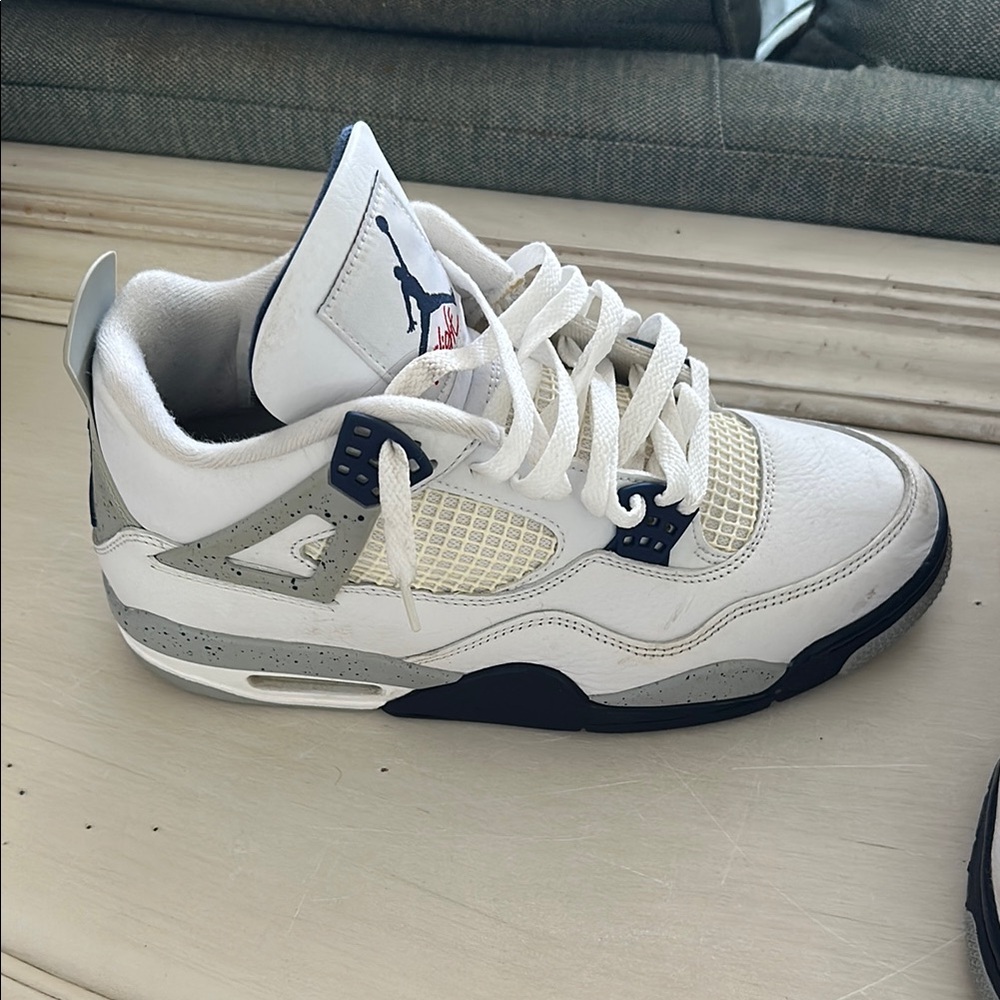Jordan Men’s Sneakers White and Gray
